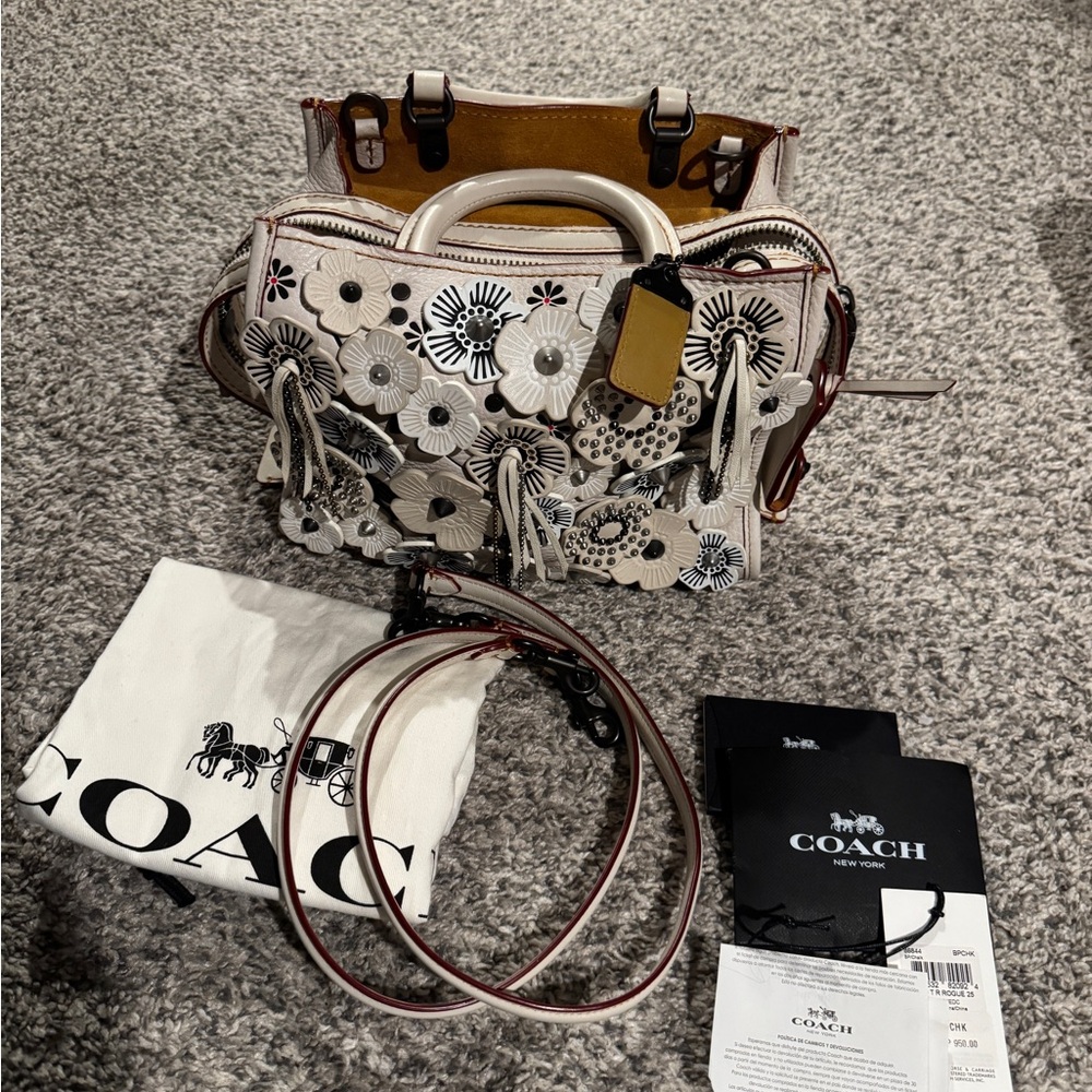 Coach Wild Tea Rose Rogue 25 - Picture 3 of 14